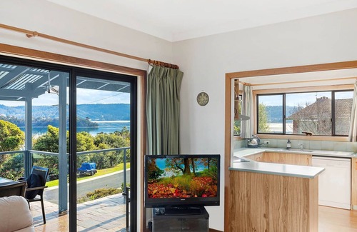 Narooma House | Pet-Friendly Inlet Views with Oceanfront Pool & Breakfast