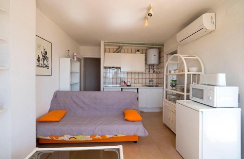 Santa Margarida Apartment | Oasis A2: Oceanfront Retreat with 9/10 Guest Rating