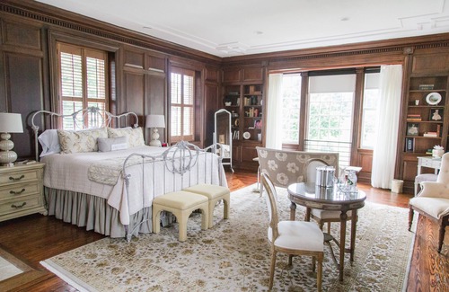 Haymarket Bed & Breakfast | Eco-Friendly Inn at Evergreen with Pool & Breakfast Included