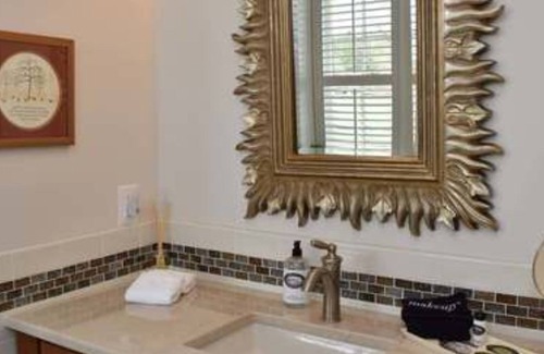 Haymarket Bed & Breakfast | Eco-Friendly Inn at Evergreen with Pool & Breakfast Included