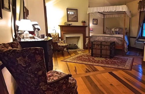 Gettysburg Hotel | Discover Inn At Herr Ridge: Rated 9.4, Pool & Spa Amenities