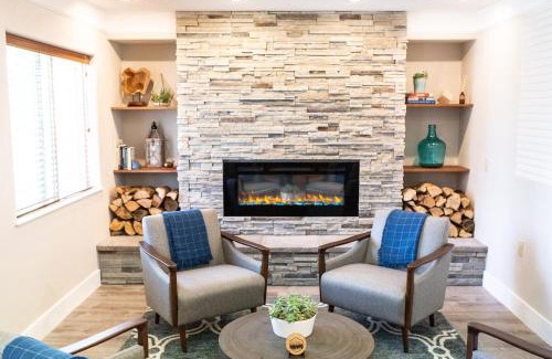 Mount Shasta Hotel | Pet-Friendly Getaway at Inn At Mount Shasta - 8.7/10 Rating