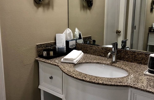 Johnson Hotel | Inn at the Mill: Highly Rated Family-Friendly Retreat
