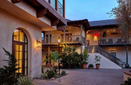 San Juan Capistrano Hotel | Discover Inn at the Mission San Juan Capistrano - 4 Stars