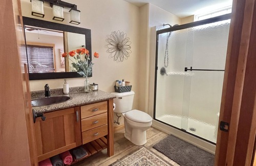 Schofield Bed & Breakfast | Experience Inn at the River: 10/10 Rated Getaway