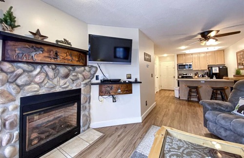 Harbor Village Condo | Cozy Inn Building #113: Ideal for Relaxation & Family Fun