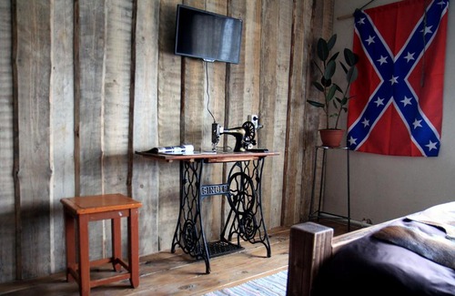 Pechki Hotel | Budget-Friendly Inn First Horse with Kitchen & Pet Welcome