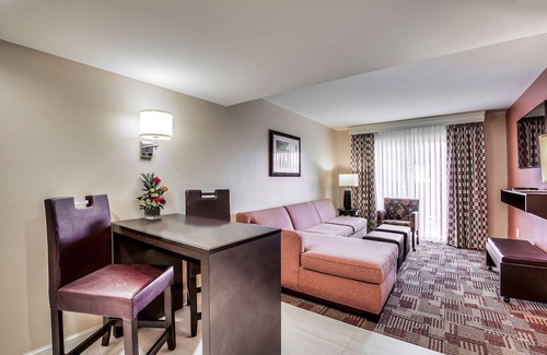 Park Shore Hotel | Relax at the Inn of Naples: Pool, Spa & Family Friendly