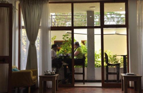 Gondar Hotel | Guest Rated: Inn of the Four Sisters with Breakfast Included