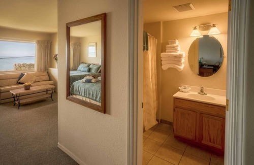 Shelter Cove Hotel | Discover the Inn Of The Lost Coast: Spa & Family-Friendly Stays