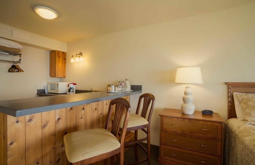Shelter Cove Hotel | Discover the Inn Of The Lost Coast: Spa & Family-Friendly Stays