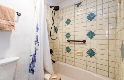 Taos Hotel | Pet-Friendly Inn on La Loma Plaza - Rated 8.9/10 by Guests