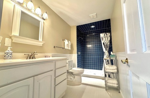 Manasquan Hotel | Welcoming Inn on Main Hotel: 4-Star Stay with Breakfast