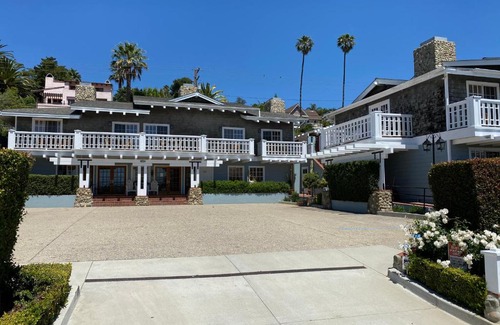 Summerland Bed & Breakfast | Discover Inn On SummerHill: Family-Friendly & Accessible Stay