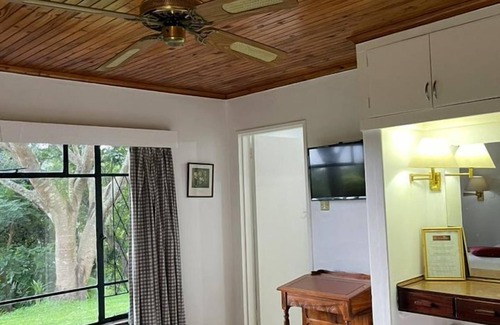 Mutare Hotel | Experience Comfort at Inn on the Vumba Hotel with Pool