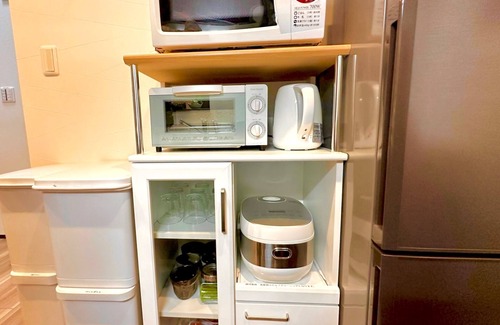 Otsu Hotel | Cozy Inn with Kitchen and Laundry in Otsu, Shiga