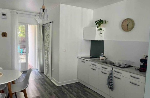 Perigueux Apartment | 𝓘𝓷𝓷𝓪 Beau Studio Avec Extérieur