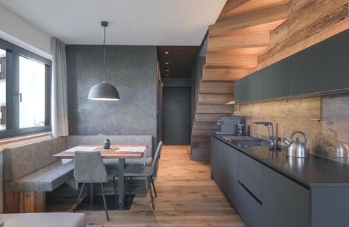 Postal Apartment | Discover Innerbachlerhof in Mut: Family-Friendly Retreat