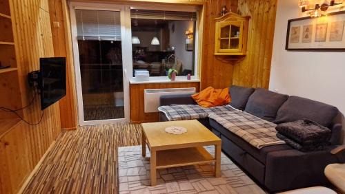 Innerkrems Apartment | Family-Friendly Apartment Mateja for Your Next Getaway