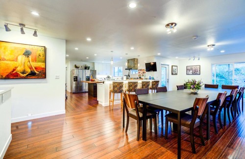Manitou Springs Historic District Bed & Breakfast | Relax at INNhale Bed&Brunch with Spa & Hot Tub in Manitou Springs