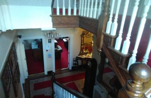 Dundalk Bed & Breakfast | Family-Friendly Retreat at Innisfree House - 4-Star Stay