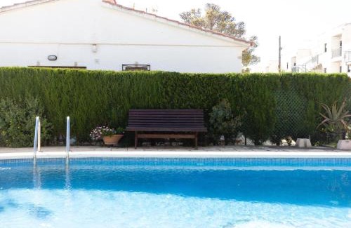Costa Dorada Villa | Family-Friendly Casa with Pool Steps from Ham II Beach
