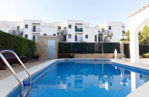 Calafat House | Relaxing Innouthoume Casa with Pool, Steps from Ham I Beach