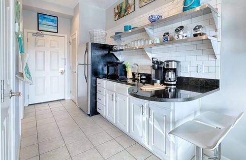 Rosemary Beach Condo | Inns at Seacrest 210: Corner Unit with Large Balcony