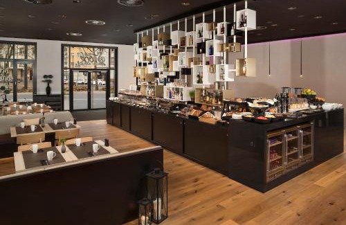 Ostend Hotel | Modern INNSiDE by Meliá Frankfurt Ostend with Great Amenities