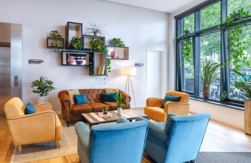 Ostend Hotel | Modern INNSiDE by Meliá Frankfurt Ostend with Great Amenities