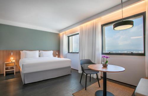 Higienopolis Hotel | Elegant São Paulo Higienópolis with Pool & Ocean View