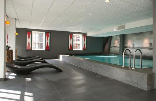 Zaandam Hotel | Elegant Inntel Hotels Amsterdam Zaandam with Spa & Pool