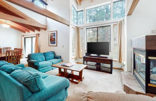 Zephyr Cove House | Discover Inntopia: Family-Friendly Stay with Pool & Hot Tub