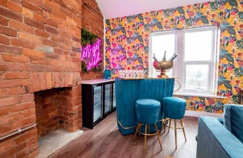 York House | Innvigour Bespoke House: Family-Friendly with Breakfast Included