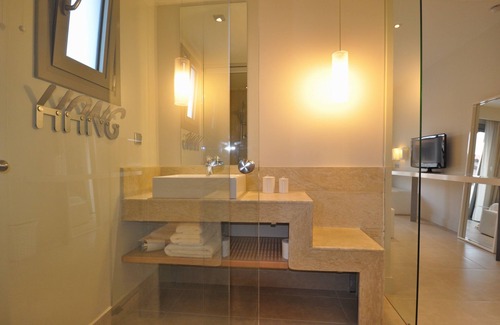 Kalami Hotel | Eco-Friendly Ino Hotel & Suites with Ocean View and Pool