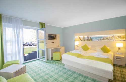 Gollwitz Hotel | Relax at Inselhotel Poel: Family-Friendly with Pool & Spa