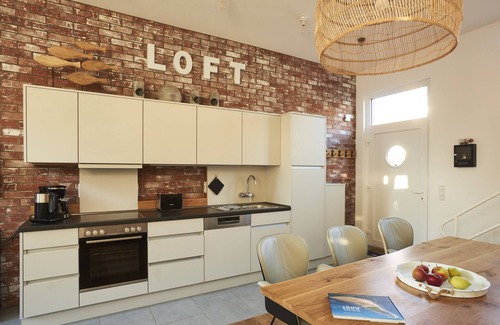 Juist Apartment | Timeless INSELLOFT Juist: Ocean Views and Spa Retreat Awaits