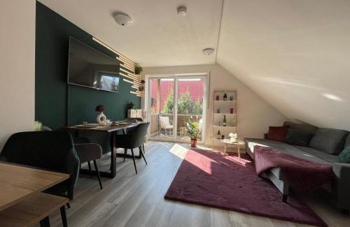 Gerolfinger Straße Apartment | INsight workaction Audi Balkone Ambiente