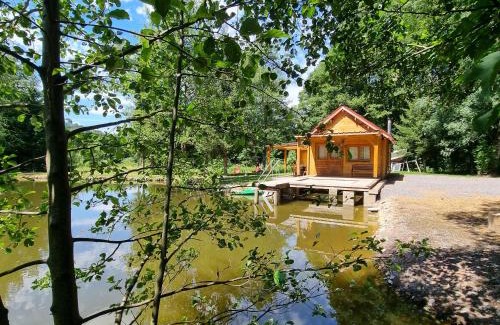 Ban-sur-Meurthe-Clefcy Ski Chalet | Inviting Sérénité Fishing Chalet - Family-Friendly Retreat