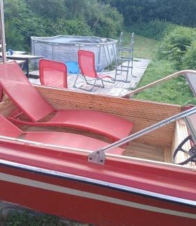Saint-Philbert-sur-Risle Bed & Breakfast | Discover the Unique Buckinghambus with Oceanfront Views