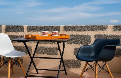 Montfrin Apartment | Unique Studio Retreat - La Tour des Templiers Awaits You