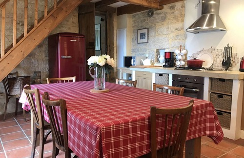 Barjac Apartment | Inviting Barjac Apartment with Terrace & Scenic Mountain Views