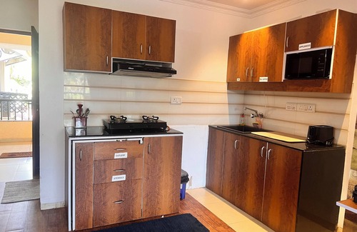 Arpora Apartment | Insta-Worthy 1 BHK Apartment with Pool & WiFi Near Beaches