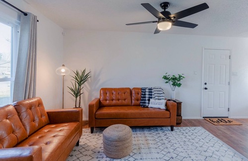 Round Rock House | Instant Book: Cozy Retreat Minutes from Kalahari Fun