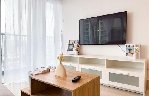 Pengkalan Tentera Udara Diraja Malaysia Apartment | Instagrammable 3B3B Retreat for 6 with Pool & Mart Access