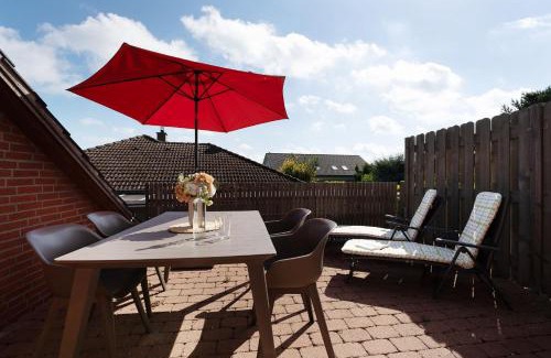 Rettin Apartment | Discover Instenweg 14 Sternhus: Pet-Friendly & Family-Oriented