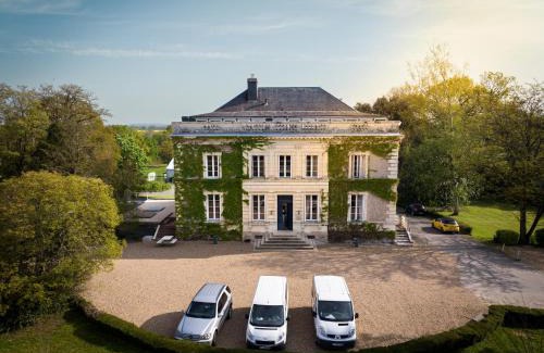 Becon-les-Granits House | Discover Pet-Friendly Stays at INSTITUT BOIS ROBERT