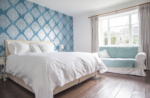 Instow Bed & Breakfast | Explore Instow Barton: Perfect Breakfast & 10/10 Guest Rating