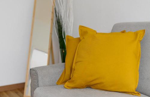 Calvairate Apartment | Cozy Monolocale Cool - Pet and Child Friendly Retreat