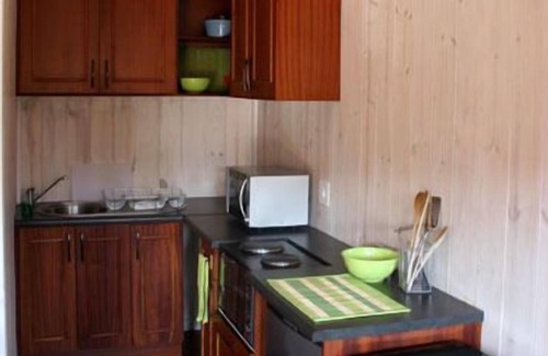 Maanhaarand Ski Chalet | Pet-Friendly Escape at Intaba Thulile with Pool & Breakfast